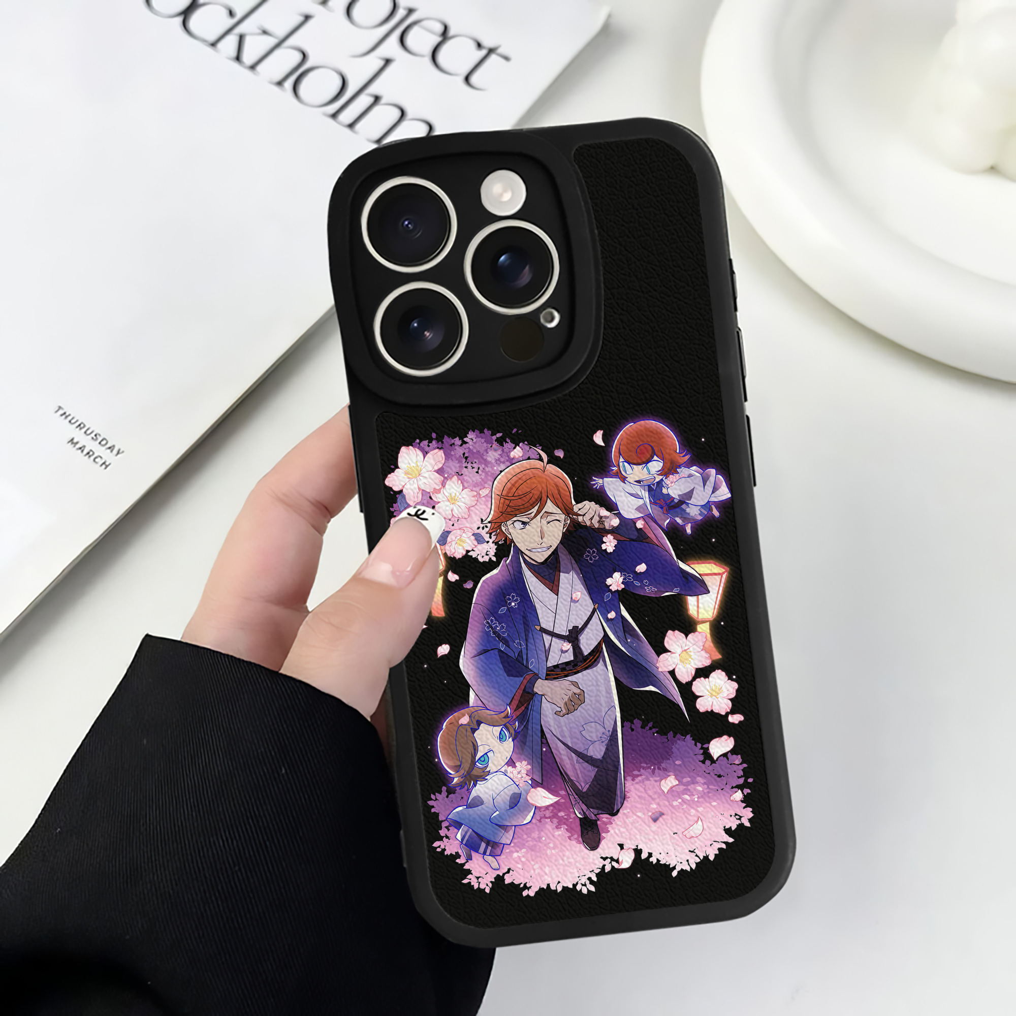 （画像用） 文豪ストレイドッグス Bungo Stray Dogs 【iPhone 16シリーズ対応】シリコンスマホケース（レザー調） 材質：シリコン